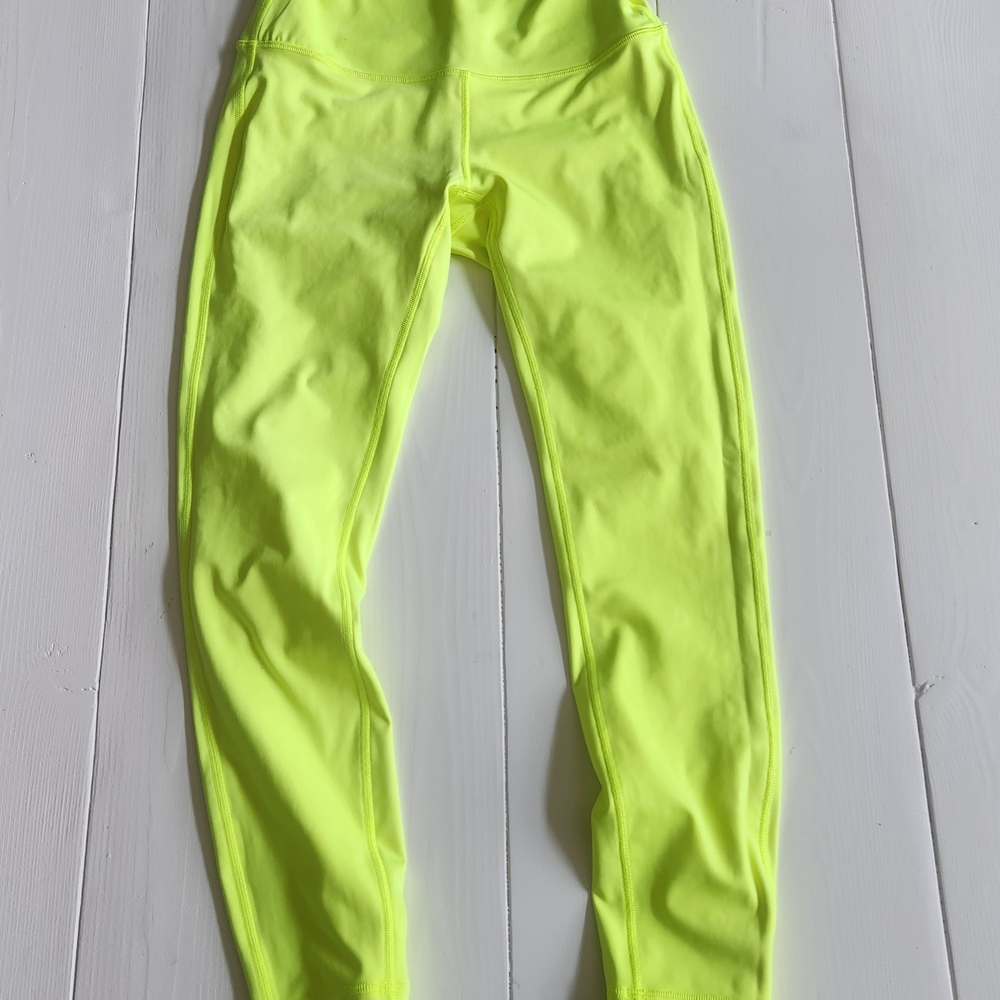 lululemon womens neon yellow leggings size 6